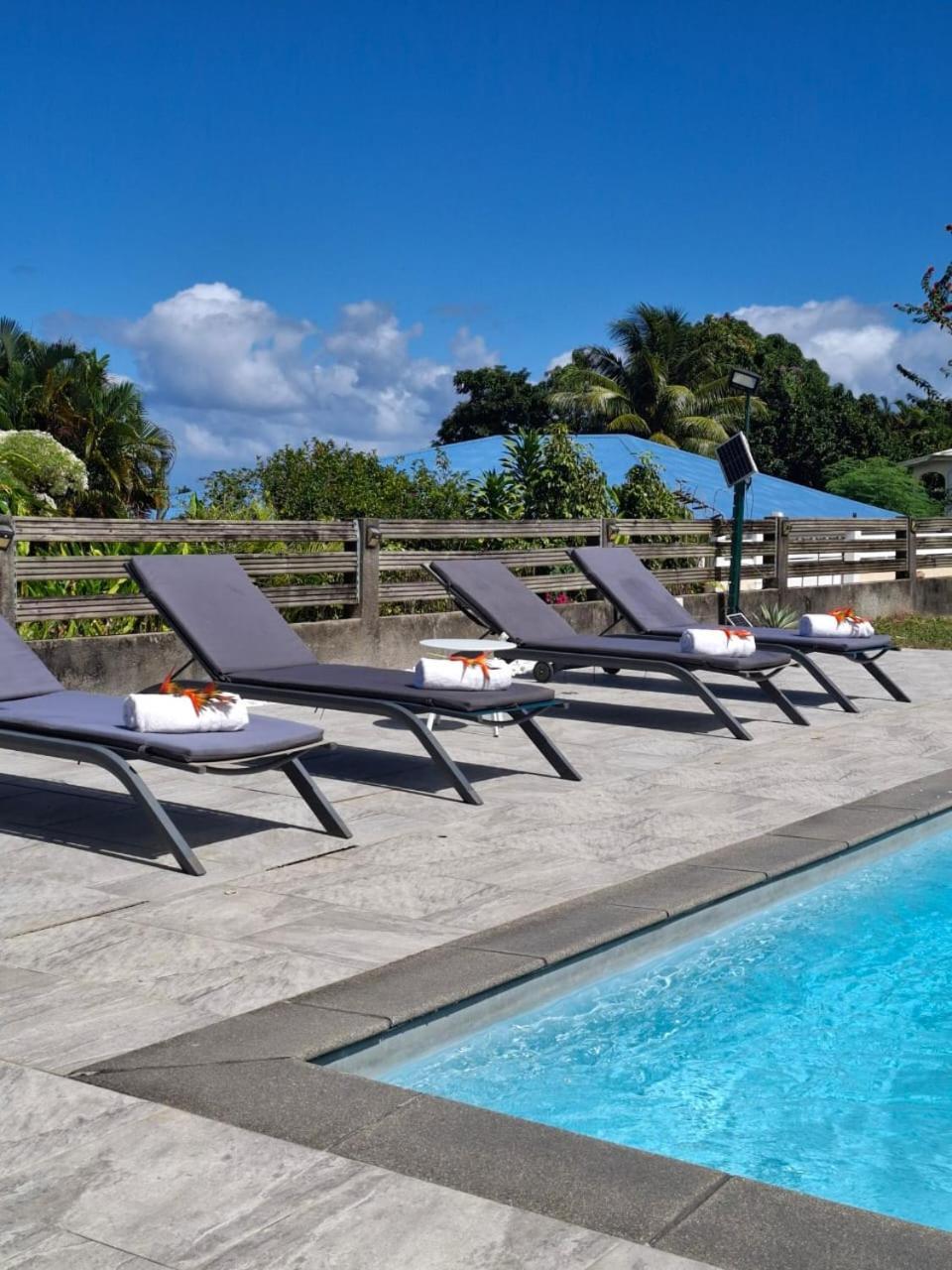 Villa Oneway, Piscine Privee, Classee 3 Etoiles Sainte-Rose Εξωτερικό φωτογραφία